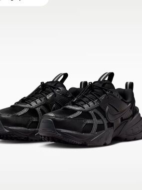 Nike V2K Women’s shoes